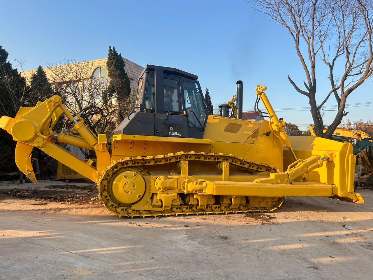 Komatsu D155AX bulldozer - Bulldozer: das Bild 2 Komatsu D155AX bulldozer - Bulldozer: das Bild 2