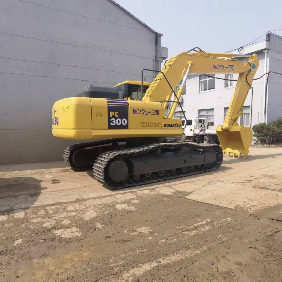 Komatsu PC300-7 Excavator - Kettenbagger: das Bild 1 Komatsu PC300-7 Excavator - Kettenbagger: das Bild 1