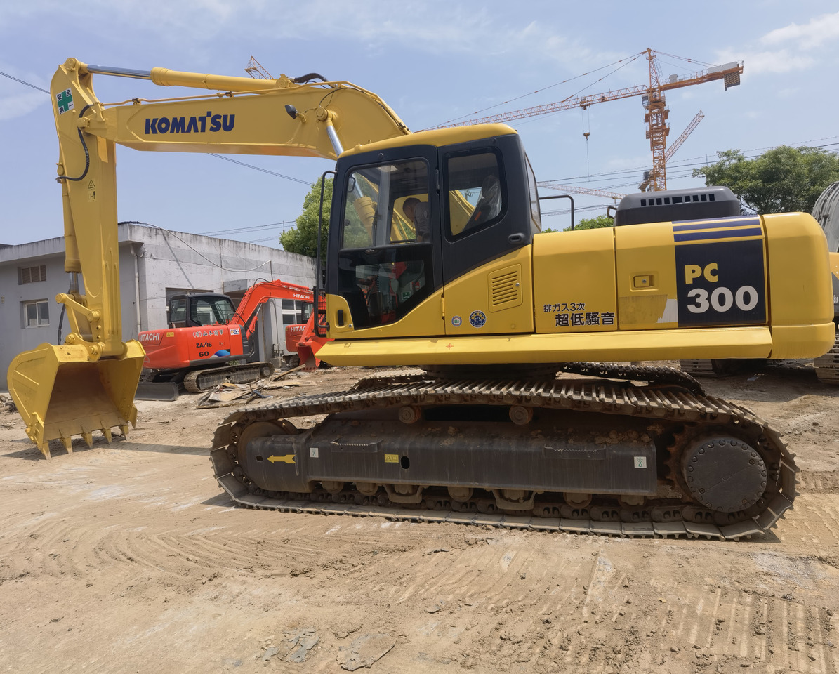 Komatsu PC300-7 excavator - Kettenbagger: das Bild 2 Komatsu PC300-7 excavator - Kettenbagger: das Bild 2