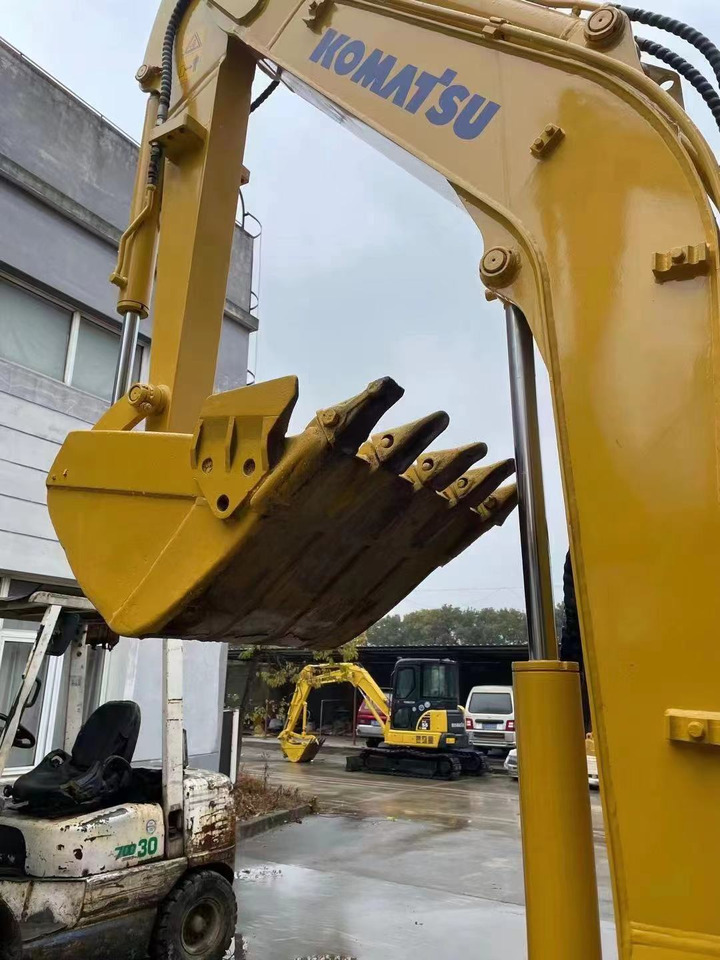 Komatsu PC35MR-3 Excavator - Kettenbagger: das Bild 3 Komatsu PC35MR-3 Excavator - Kettenbagger: das Bild 3