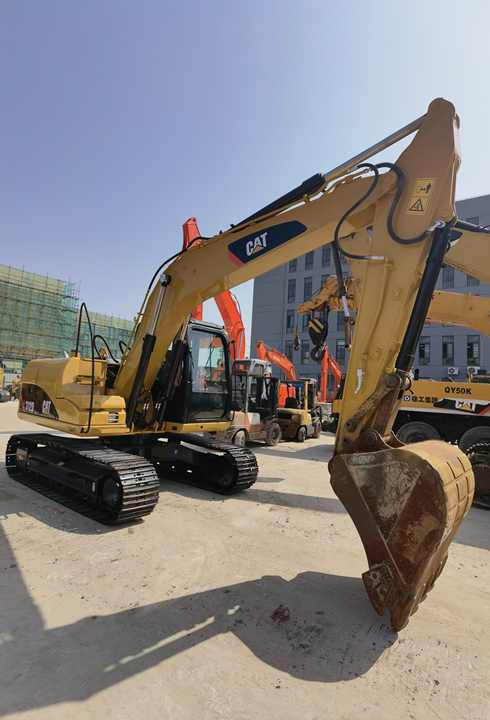 Original used Caterpillar 312D excavator - Kettenbagger: das Bild 2 Original used Caterpillar 312D excavator - Kettenbagger: das Bild 2