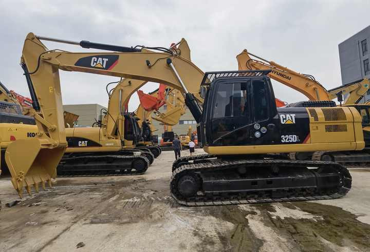 Second hand original CAT 325DL good condition hydraulic excavator used caterpillar excavator for sale - Kettenbagger: das Bild 4 Second hand original CAT 325DL good condition hydraulic excavator used caterpillar excavator for sale - Kettenbagger: das Bild 4