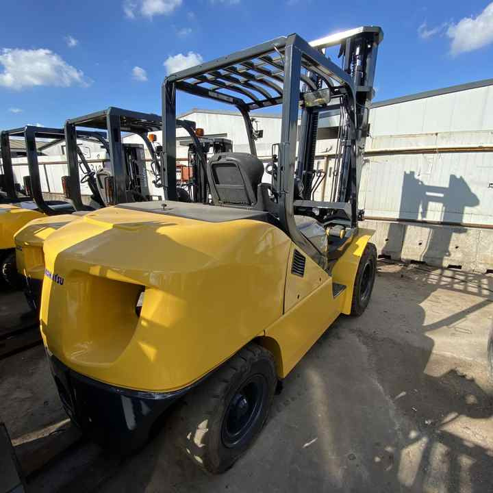 Second hand Komatsu Forklift FD50 FD30 FD25 FD70 used Komatsu Forklift cheap for sale - Dieselstapler: das Bild 1 Second hand Komatsu Forklift FD50 FD30 FD25 FD70 used Komatsu Forklift cheap for sale - Dieselstapler: das Bild 1