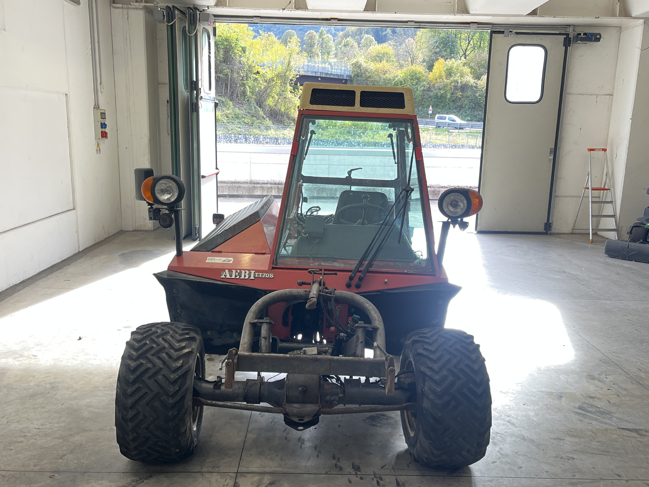 AEBI TT 70 S - Traktor: das Bild 3 AEBI TT 70 S - Traktor: das Bild 3