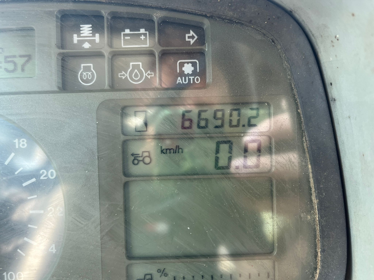 Traktor TRATTORE DEUTZ-FAHR AGROTRON K 420: das Bild 14