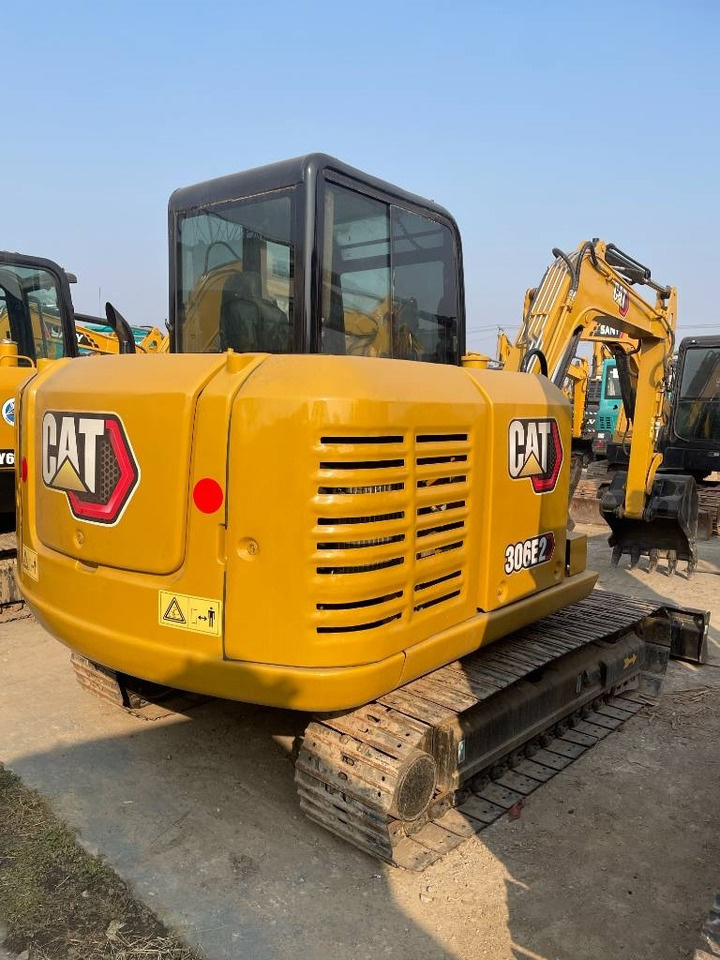 CAT 306E2 - Minibagger: das Bild 2 CAT 306E2 - Minibagger: das Bild 2