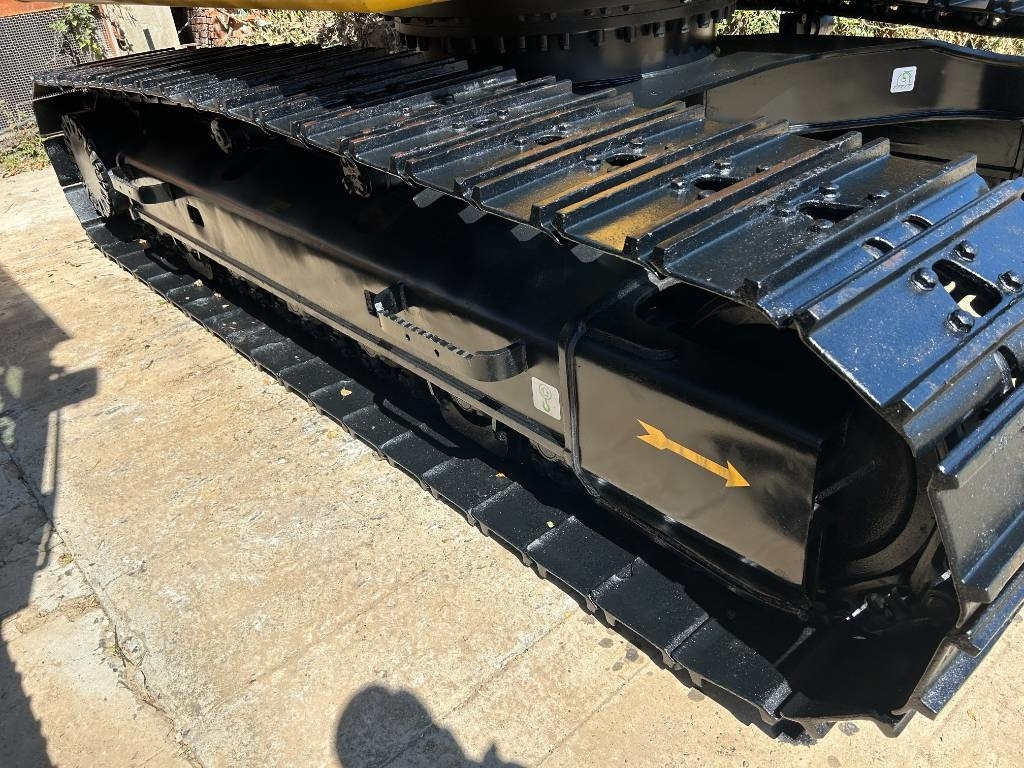 Kettenbagger CAT 320D2L: das Bild 10