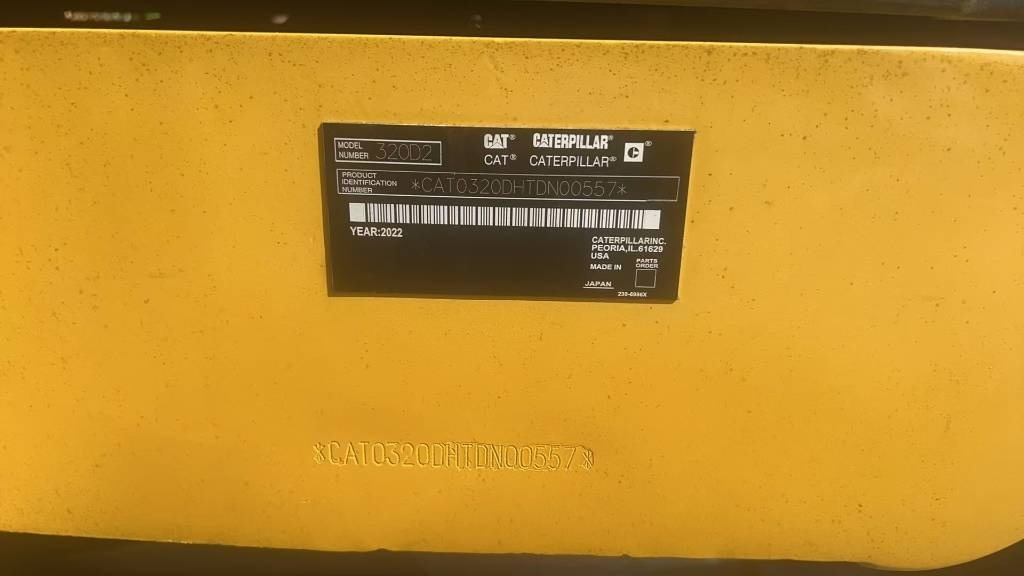 Kettenbagger CAT 320D2L: das Bild 13
