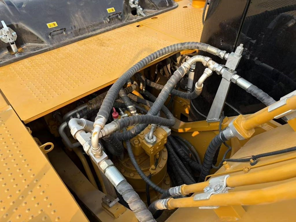 CAT 325 D - Kettenbagger: das Bild 3 CAT 325 D - Kettenbagger: das Bild 3
