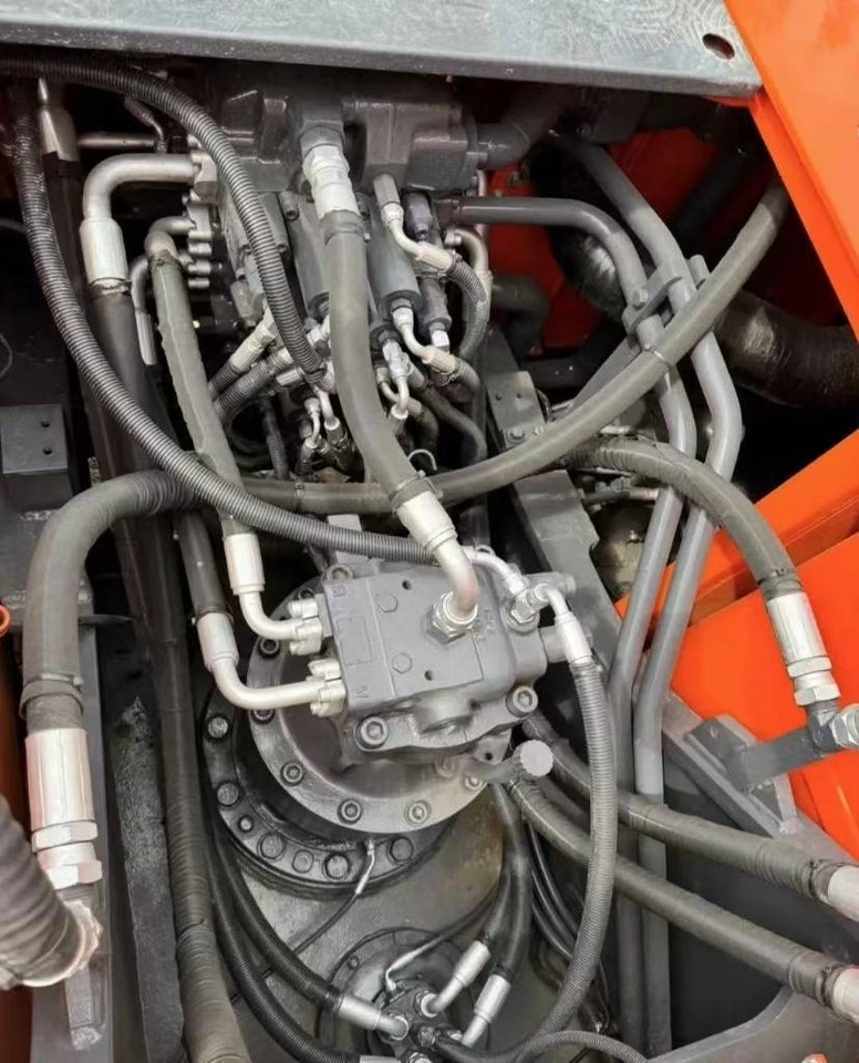 Doosan 225 DX - Kettenbagger: das Bild 3 Doosan 225 DX - Kettenbagger: das Bild 3