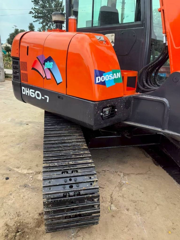 Doosan DH 60 - Minibagger: das Bild 2 Doosan DH 60 - Minibagger: das Bild 2