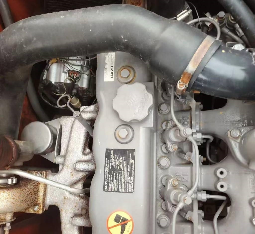 Hitachi 135 US-6 - Kettenbagger: das Bild 2 Hitachi 135 US-6 - Kettenbagger: das Bild 2