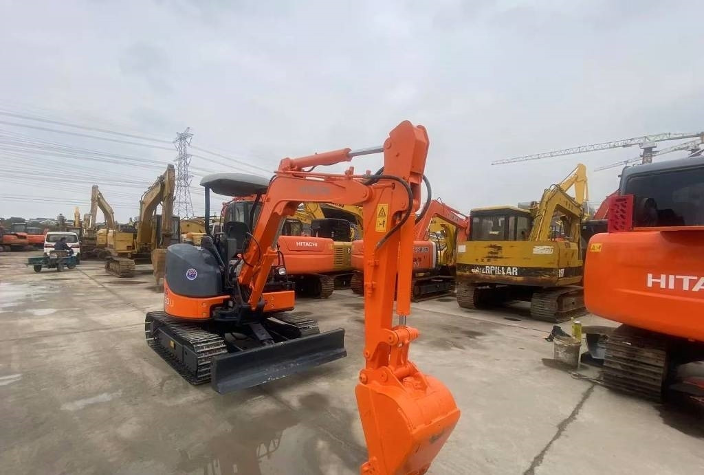 Hitachi 30 - Kettenbagger: das Bild 1 Hitachi 30 - Kettenbagger: das Bild 1