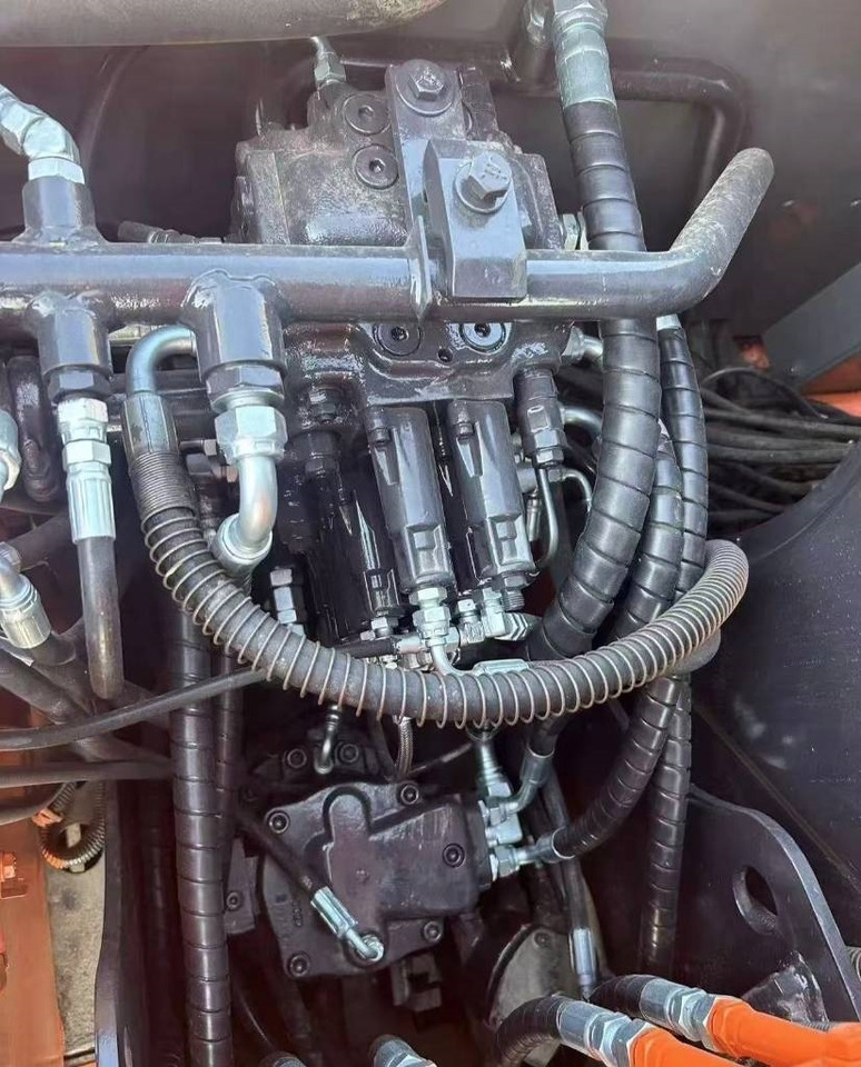 Hitachi 70 - Kettenbagger: das Bild 2 Hitachi 70 - Kettenbagger: das Bild 2