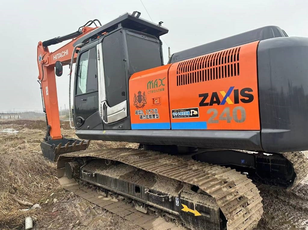 Hitachi ZX 240 - Kettenbagger: das Bild 2 Hitachi ZX 240 - Kettenbagger: das Bild 2