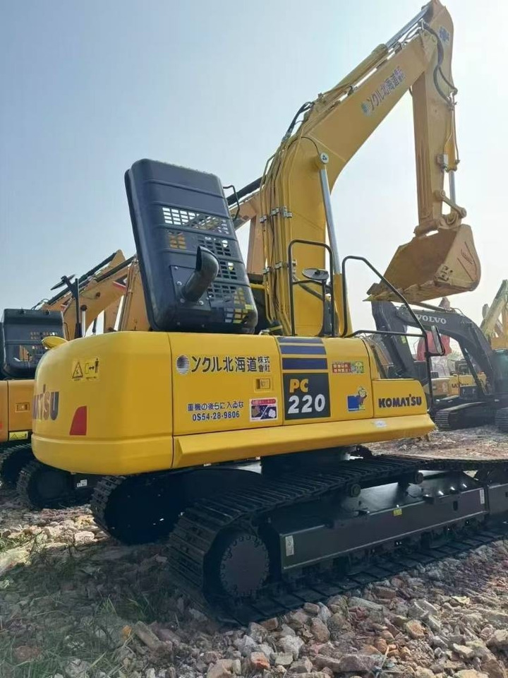 Komatsu PC 220-8 - Kettenbagger: das Bild 1 Komatsu PC 220-8 - Kettenbagger: das Bild 1