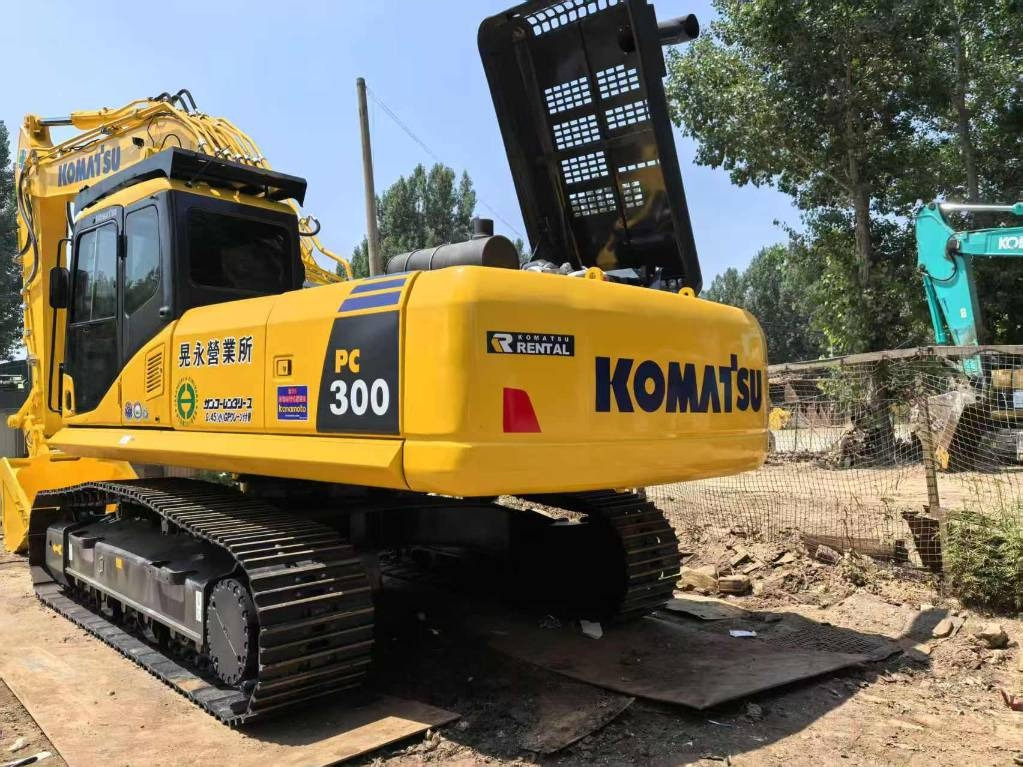 Komatsu PC 300 - Kettenbagger: das Bild 1 Komatsu PC 300 - Kettenbagger: das Bild 1