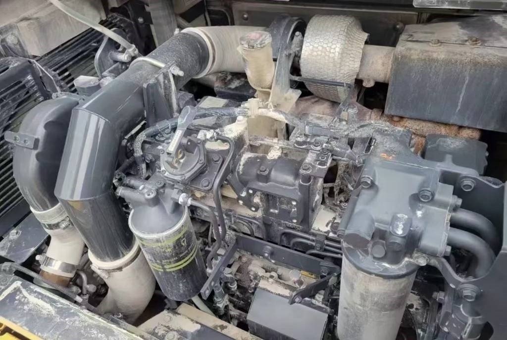 Komatsu PC 460-8 - Kettenbagger: das Bild 5 Komatsu PC 460-8 - Kettenbagger: das Bild 5