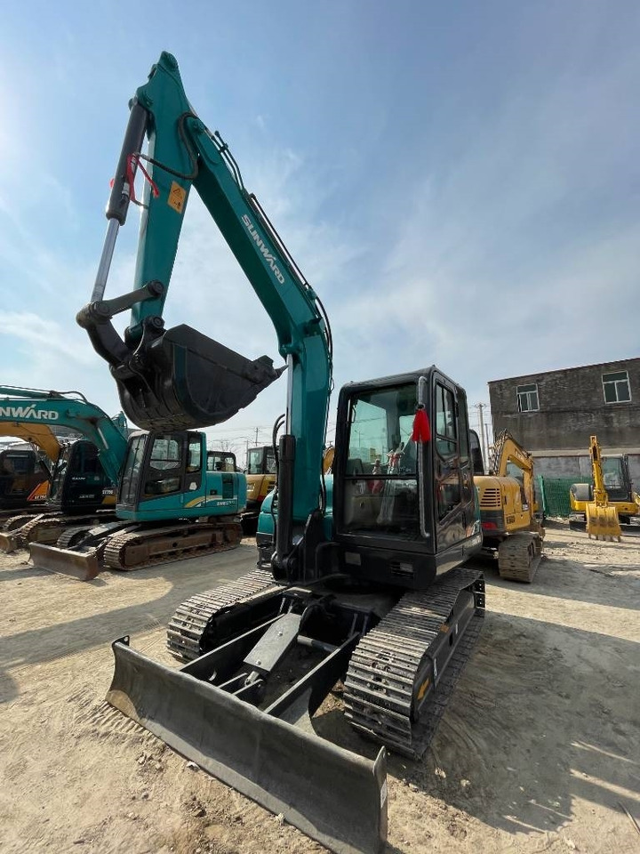 Sunward 70E - Kettenbagger: das Bild 5 Sunward 70E - Kettenbagger: das Bild 5