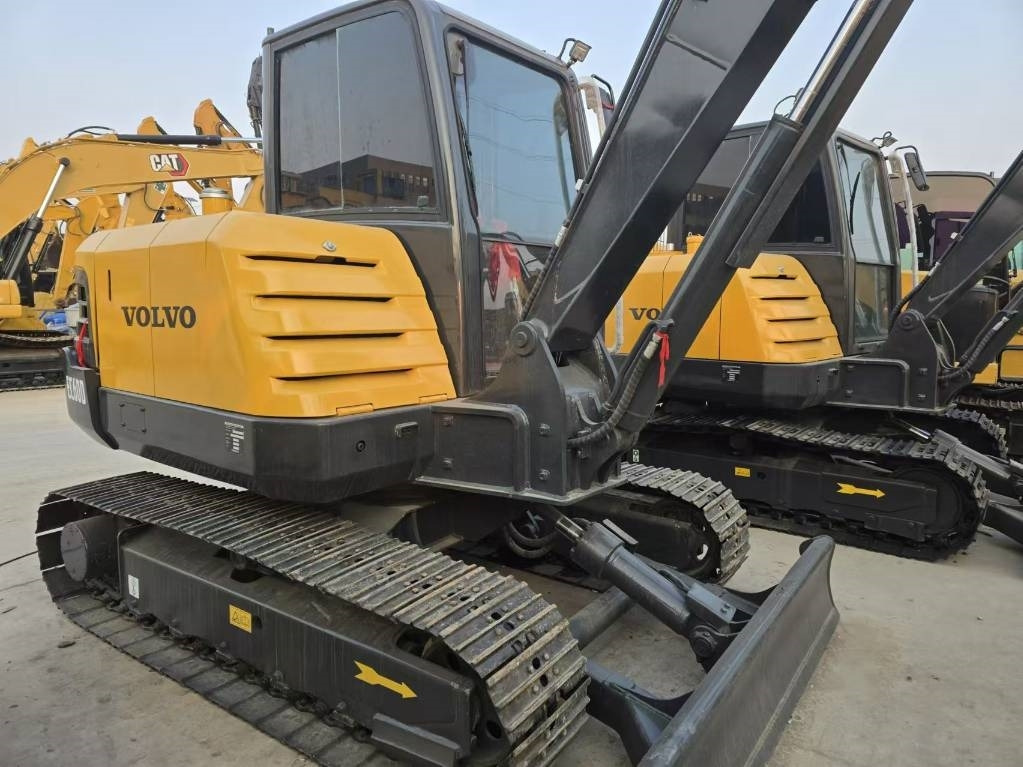 Volvo EC 60 - Kettenbagger: das Bild 2 Volvo EC 60 - Kettenbagger: das Bild 2