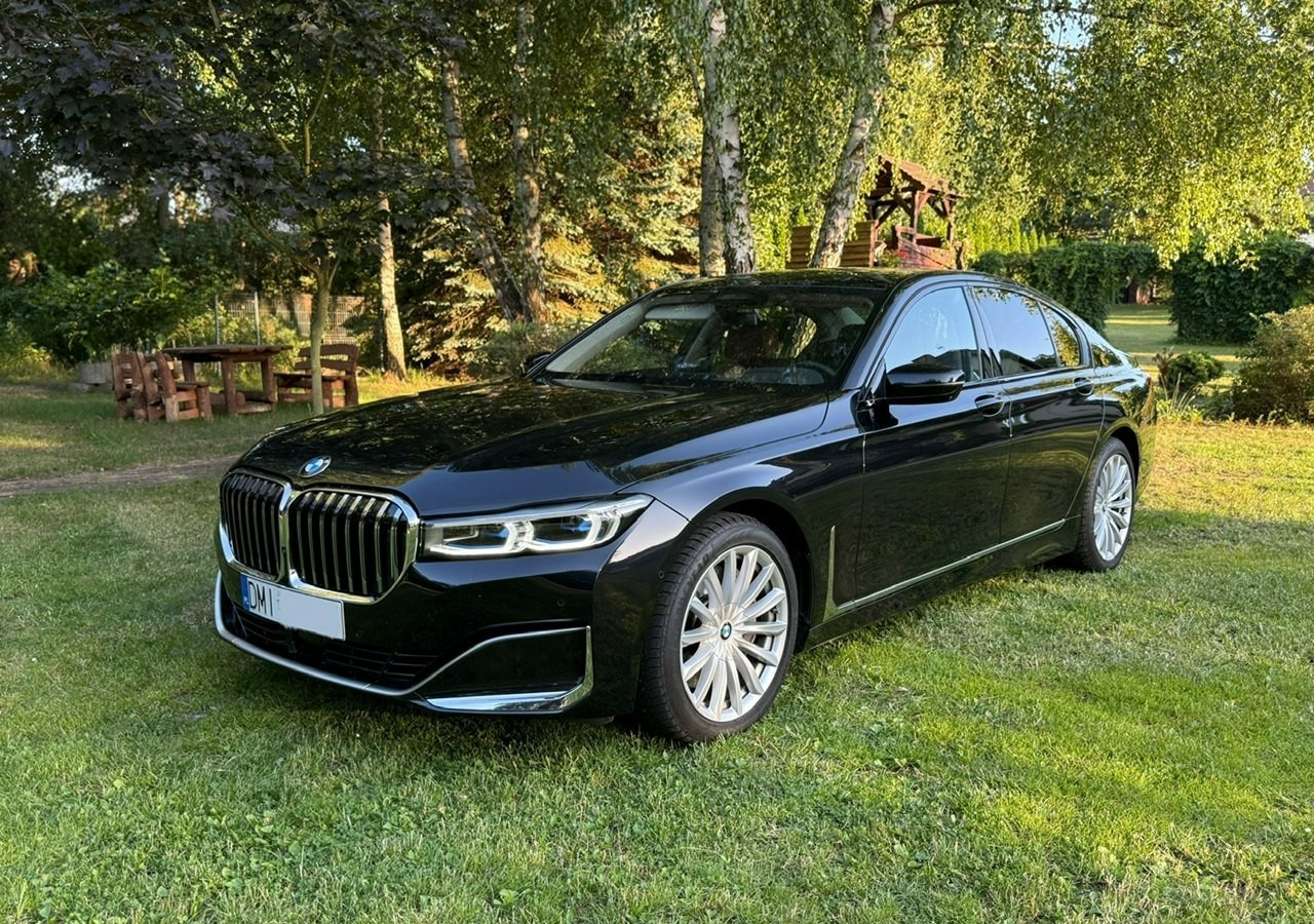 BMW SERIA 7 II (G11/G12) BMW SERIA 7 740d Xdrive 340KM Luxury+Exclusive Masaże Adaptiv Oś Lasery 2022 FV2 - Limousine: das Bild 3 BMW SERIA 7 II (G11/G12) BMW SERIA 7 740d Xdrive 340KM Luxury+Exclusive Masaże Adaptiv Oś Lasery 2022 FV2 - Limousine: das Bild 3