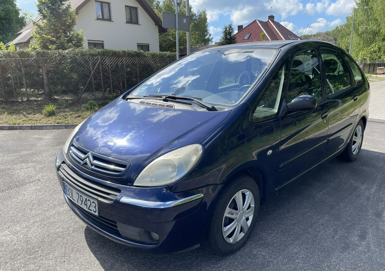 Citroen Xsara Picasso Citroen Xsara Picasso 1.6HDI-110KM Klima tempomat 2006 - PKW: das Bild 2 Citroen Xsara Picasso Citroen Xsara Picasso 1.6HDI-110KM Klima tempomat 2006 - PKW: das Bild 2