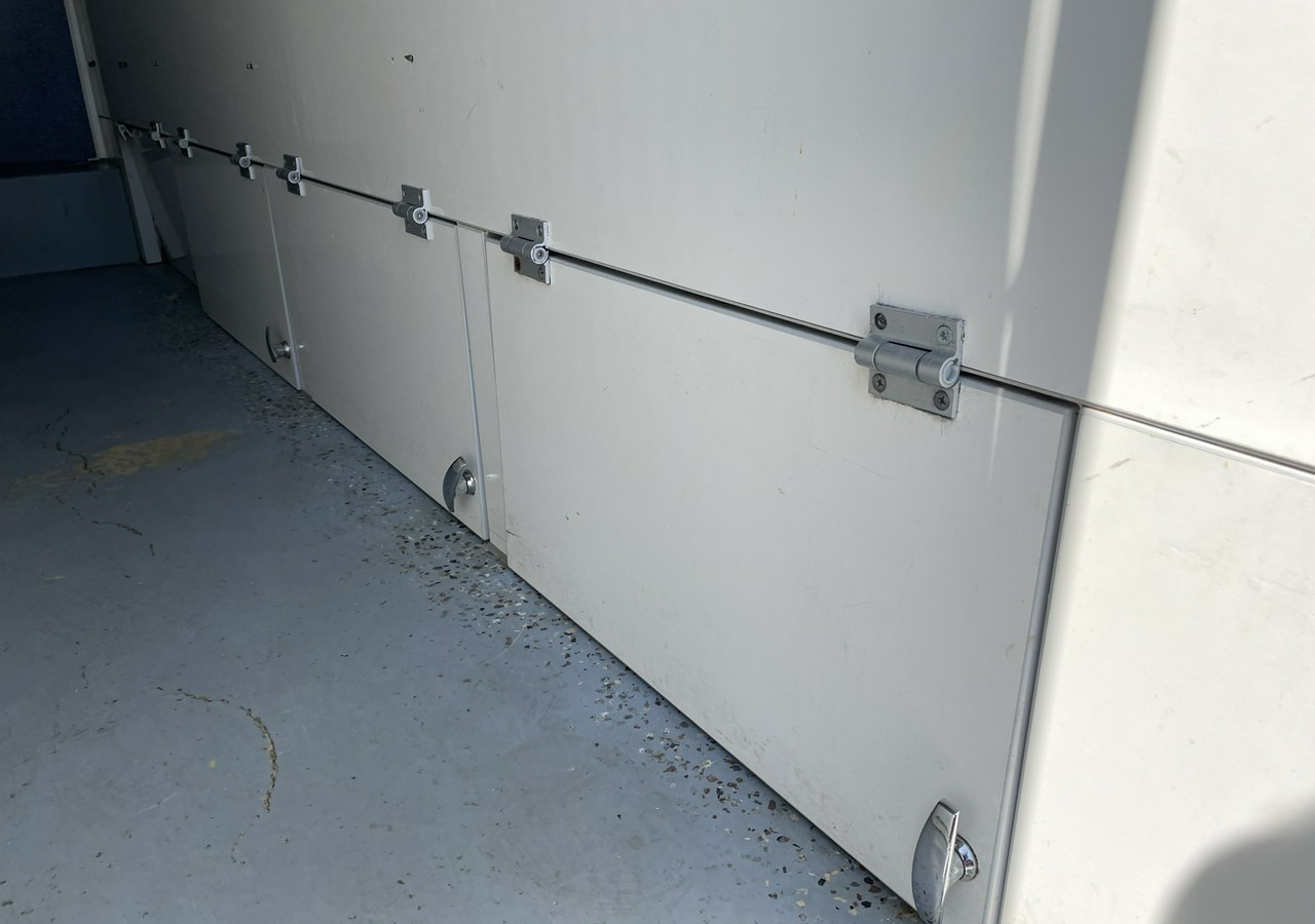 Fiat Ducato Ducato Autosklep wędlin Gastronomiczny Food Truck Foodtruck Sklep 20 - Verkaufsfahrzeug: das Bild 4 Fiat Ducato Ducato Autosklep wędlin Gastronomiczny Food Truck Foodtruck Sklep 20 - Verkaufsfahrzeug: das Bild 4