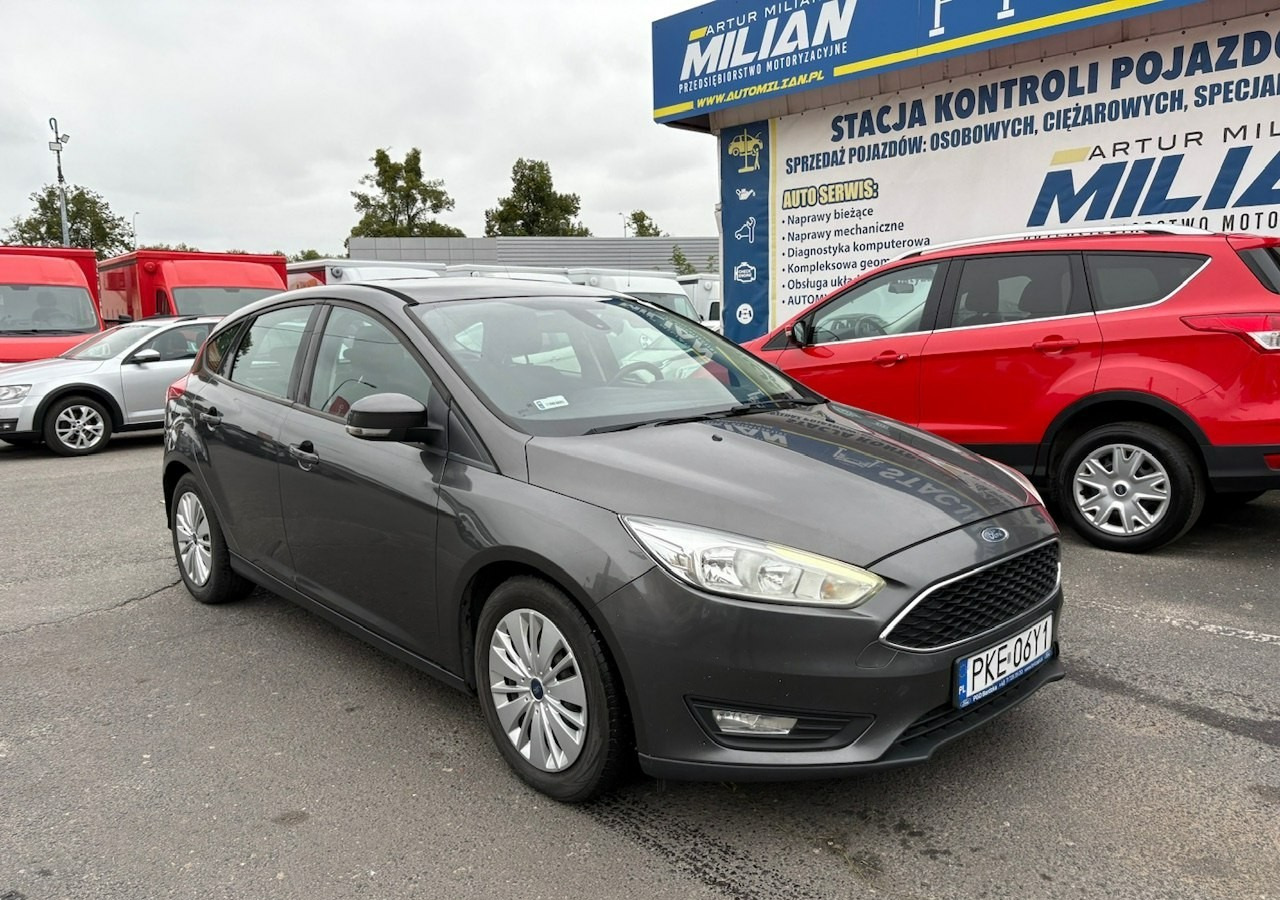 Ford Focus III Focus 1.0 EcoBoost Klima Salon PL 2015 - Schrägheck: das Bild 1 Ford Focus III Focus 1.0 EcoBoost Klima Salon PL 2015 - Schrägheck: das Bild 1