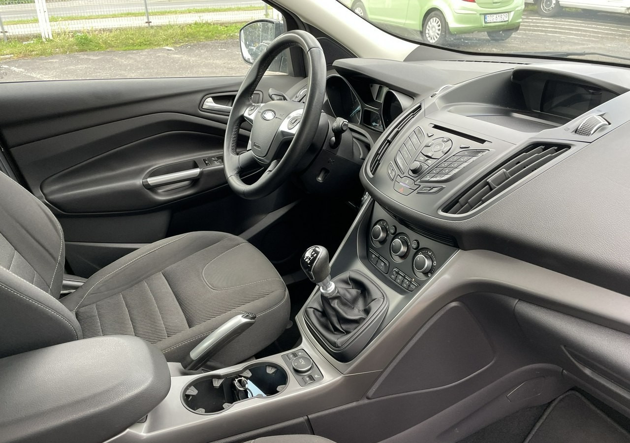 Ford Kuga II Ford Kuga 1.5 EcoBoost Bogate wyposażenie 63558km Model 2016 - SUV/ Geländewagen: das Bild 4 Ford Kuga II Ford Kuga 1.5 EcoBoost Bogate wyposażenie 63558km Model 2016 - SUV/ Geländewagen: das Bild 4