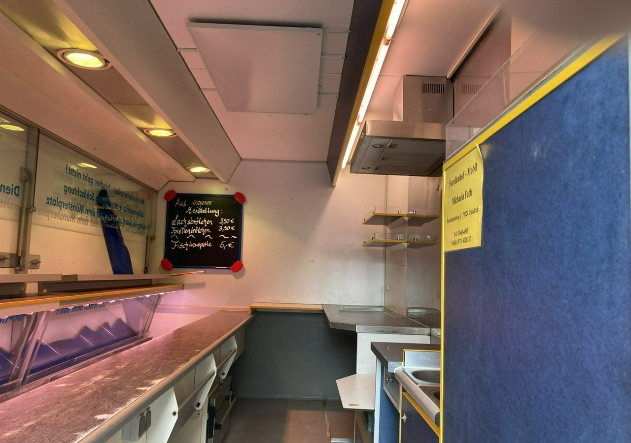 Inna Inny Autosklep wędlin Gastronomiczna food truck foodtruck sklep Klima199 - Verkaufsanhänger: das Bild 2 Inna Inny Autosklep wędlin Gastronomiczna food truck foodtruck sklep Klima199 - Verkaufsanhänger: das Bild 2