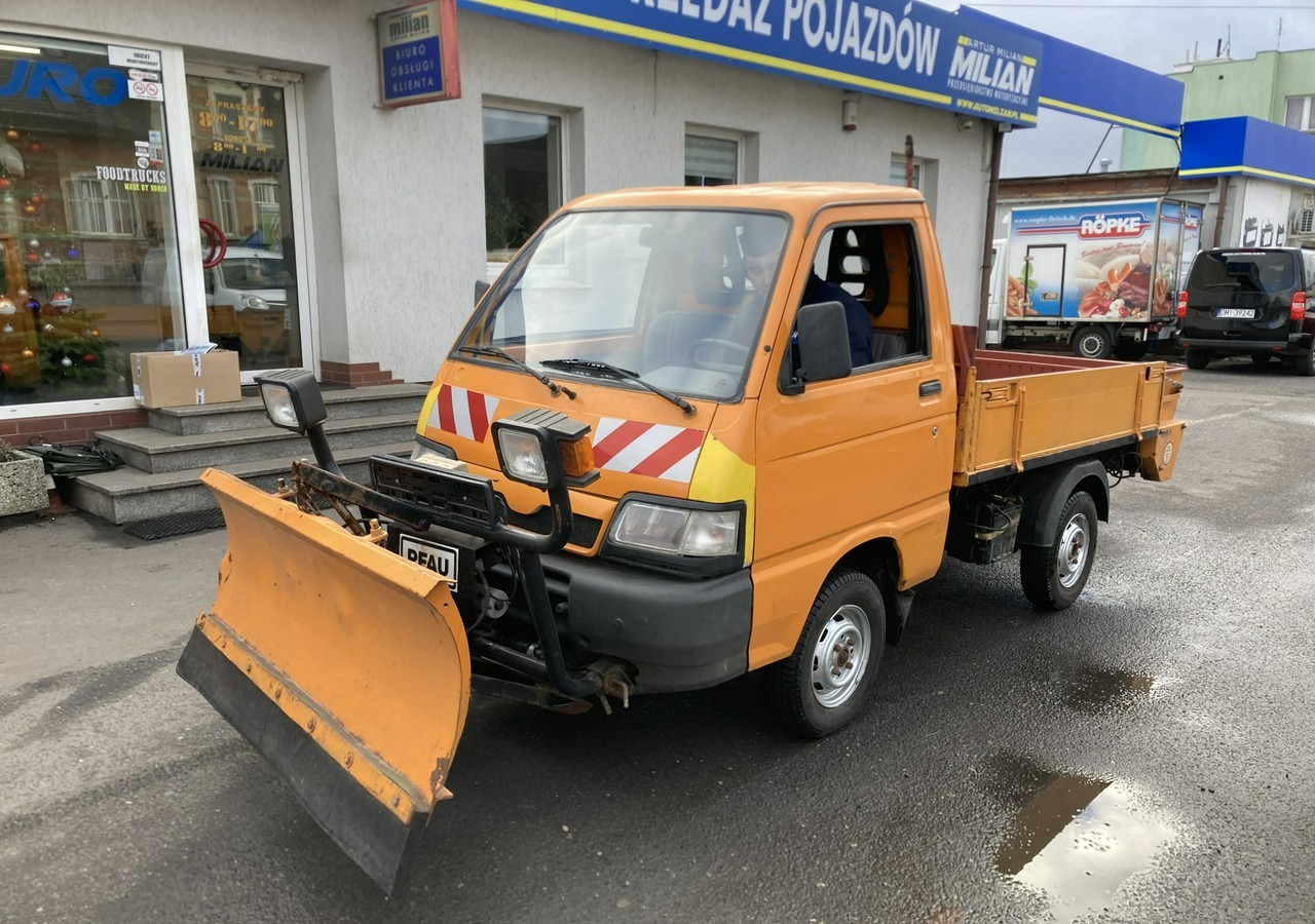 Inna Inny Piaggio Porter PFAU Skrzynia Wywrotka odśnieżarka Pług - Schneeräumfahrzeug: das Bild 1 Inna Inny Piaggio Porter PFAU Skrzynia Wywrotka odśnieżarka Pług - Schneeräumfahrzeug: das Bild 1