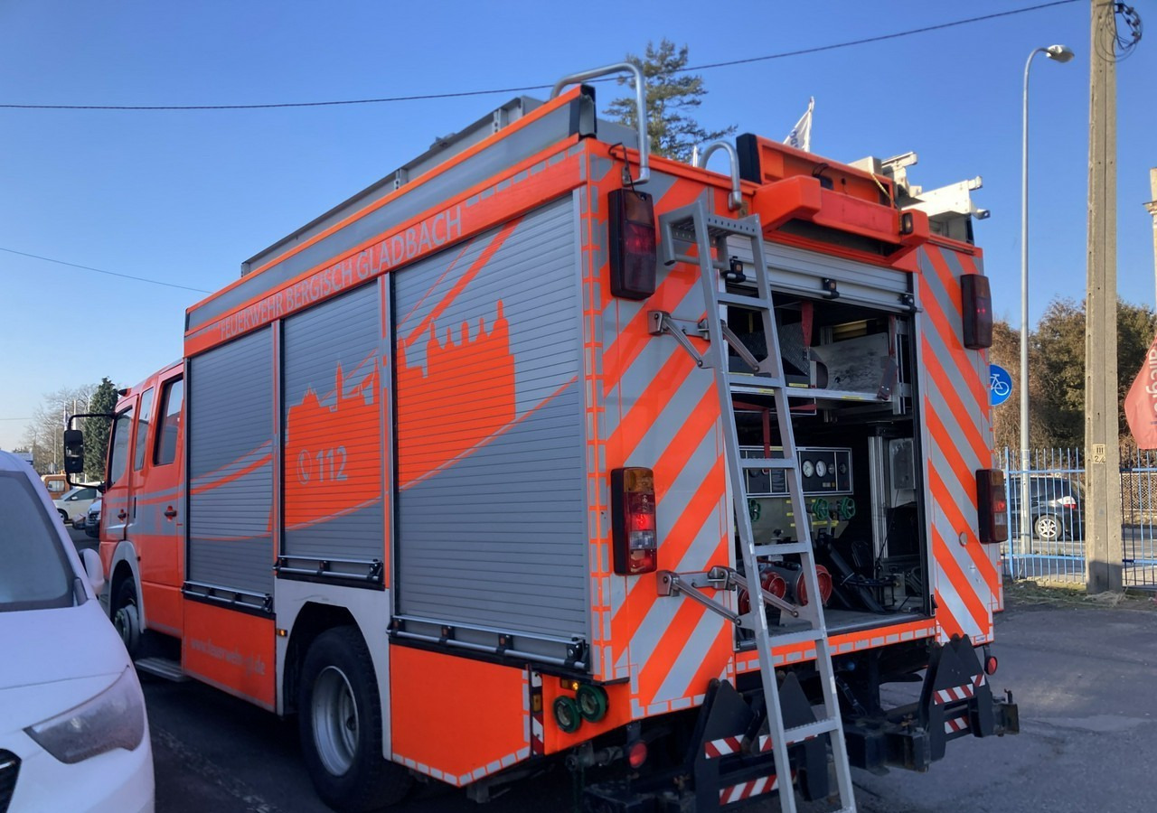 Mercedes-Benz Atego Atego15-280 Straż Pożarna Gaśnicza Ziegler 2020L wody 210L piany 20 - Feuerwehrfahrzeug: das Bild 4 Mercedes-Benz Atego Atego15-280 Straż Pożarna Gaśnicza Ziegler 2020L wody 210L piany 20 - Feuerwehrfahrzeug: das Bild 4