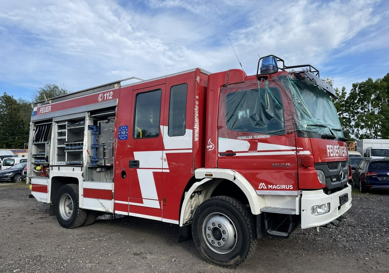 Mercedes-Benz Atego Mercedes Atego 1529 LF20 Straż Pożarna 4X4 Wóż Strażacki 6647km M201 - Feuerwehrfahrzeug: das Bild 4 Mercedes-Benz Atego Mercedes Atego 1529 LF20 Straż Pożarna 4X4 Wóż Strażacki 6647km M201 - Feuerwehrfahrzeug: das Bild 4