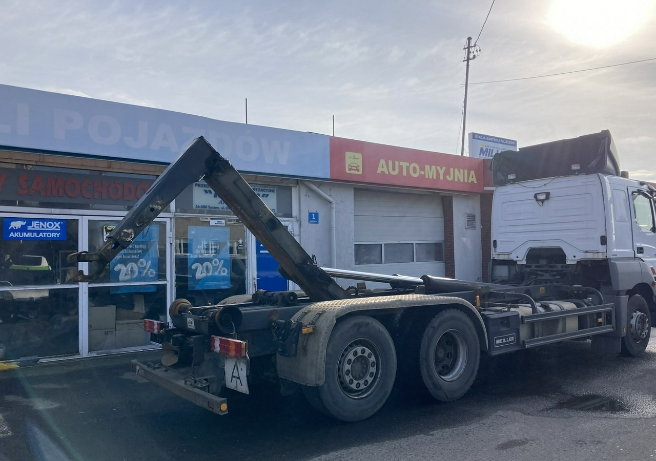 Abrollkipper Mercedes-Benz Axor 2543 Hakowiec MEILLER-KIPPER Model 2009 Axor 2543 Hakowiec MEILLER-KIPPER Model 2009: das Bild 8 Abrollkipper Mercedes-Benz Axor 2543 Hakowiec MEILLER-KIPPER Model 2009 Axor 2543 Hakowiec MEILLER-KIPPER Model 2009: das Bild 8