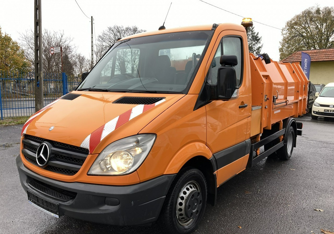 Mercedes-Benz Sprinter Sprinter 513 Śmieciarka Prasa 2010 - Müllwagen: das Bild 2 Mercedes-Benz Sprinter Sprinter 513 Śmieciarka Prasa 2010 - Müllwagen: das Bild 2