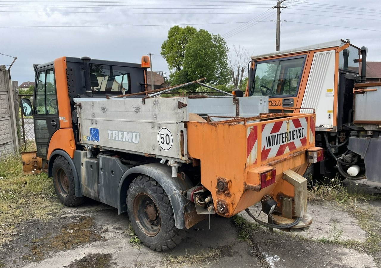 Multicar Inny Multicar Multicar 4X4 TREMO X56 Wywrotka odśnieżarka posypywarka odkurzacz - Kipper: das Bild 2 Multicar Inny Multicar Multicar 4X4 TREMO X56 Wywrotka odśnieżarka posypywarka odkurzacz - Kipper: das Bild 2