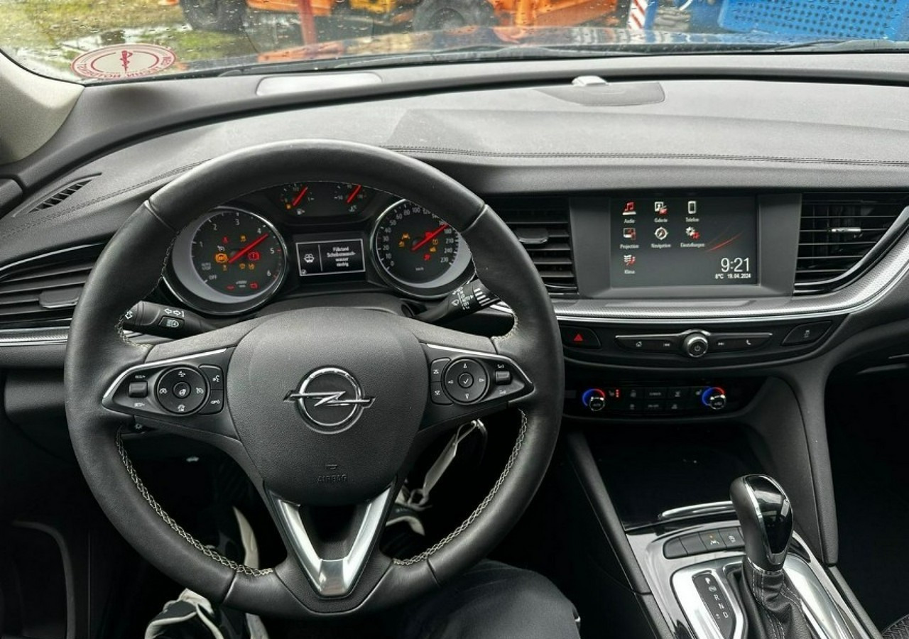 Opel Insignia II Country Tourer 1.5 CDTI 122KM Automat FullLed Panorama Klimatronik 2021 - PKW: das Bild 4 Opel Insignia II Country Tourer 1.5 CDTI 122KM Automat FullLed Panorama Klimatronik 2021 - PKW: das Bild 4