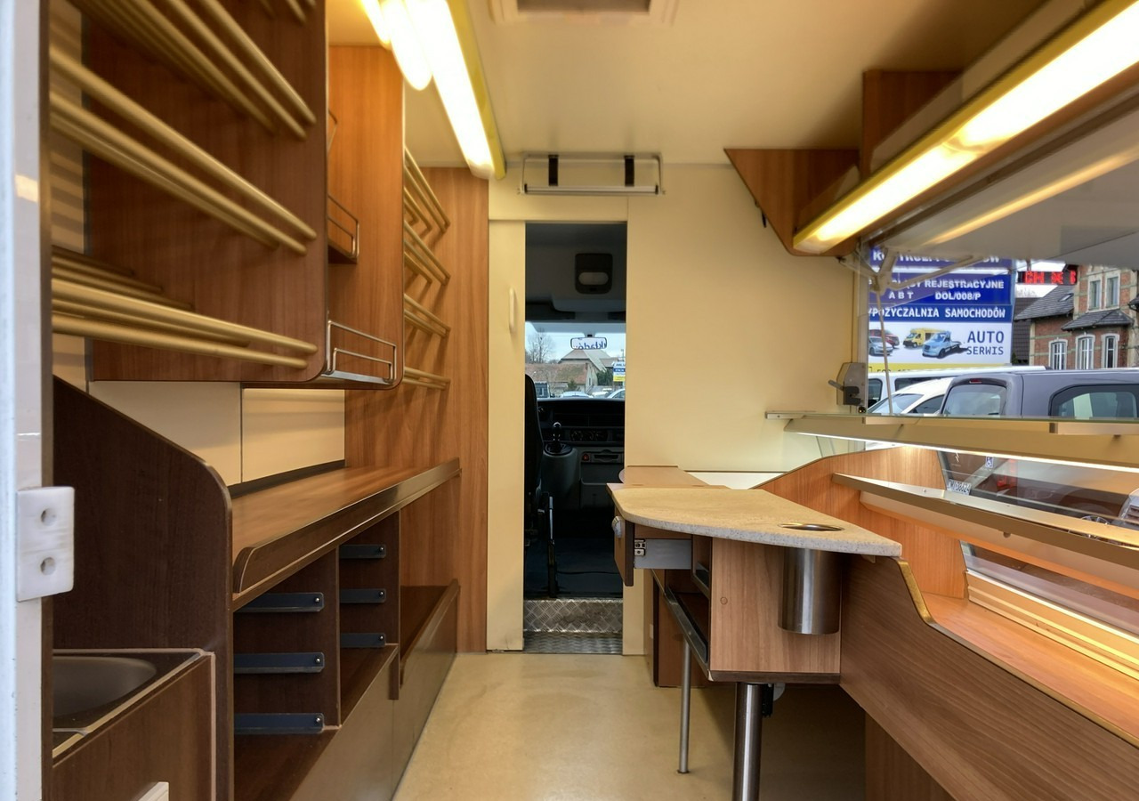 Renault Master Autosklep pieczywa Gastronomiczny Food Truck Foodtruck sklep Borco20 - Verkaufsfahrzeug: das Bild 2 Renault Master Autosklep pieczywa Gastronomiczny Food Truck Foodtruck sklep Borco20 - Verkaufsfahrzeug: das Bild 2
