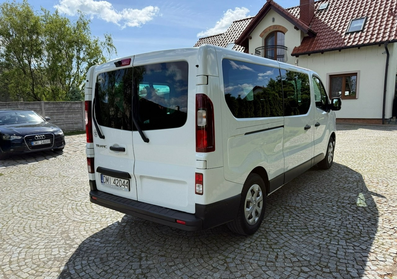 Renault Trafic III 2.0dci 110KM L2H1 LONG 9-osobowy 2xKlima Navi Kamera 2022 - PKW: das Bild 3 Renault Trafic III 2.0dci 110KM L2H1 LONG 9-osobowy 2xKlima Navi Kamera 2022 - PKW: das Bild 3