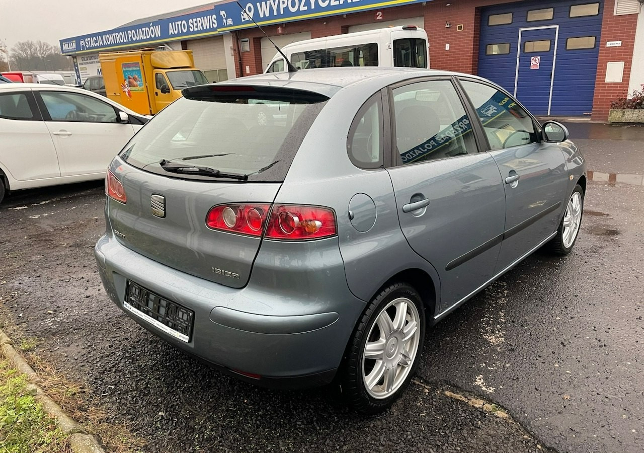 SEAT Ibiza IV 1,4 16V 75KM Sport Edition 1właściciel Klimatronik Alufelgi 2006 - Schrägheck: das Bild 4 SEAT Ibiza IV 1,4 16V 75KM Sport Edition 1właściciel Klimatronik Alufelgi 2006 - Schrägheck: das Bild 4