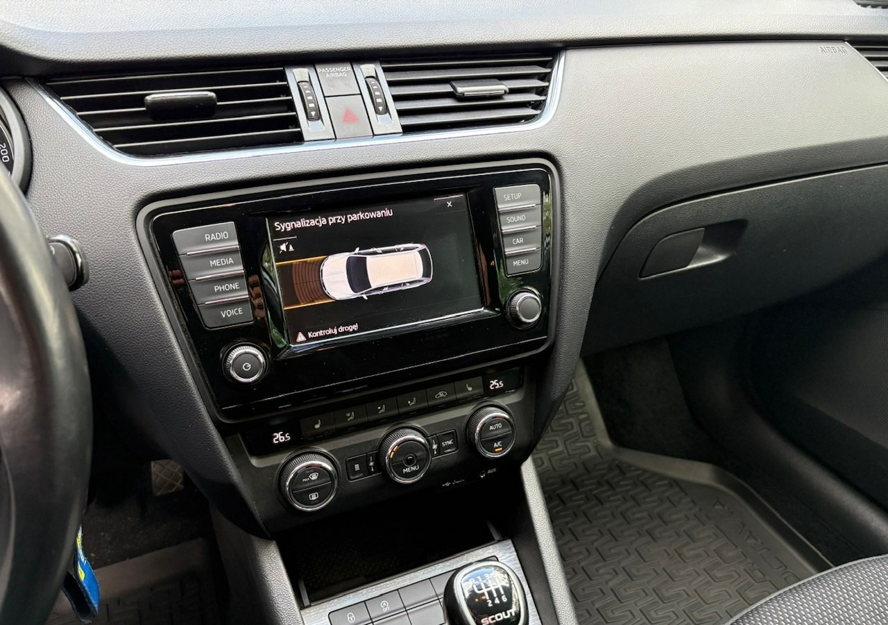 PKW Skoda Octavia III Skoda Octavia 4X4 Scout 2.0 TDI -150KM Model 2017 Bezwypadkowa FV 23: das Bild 20