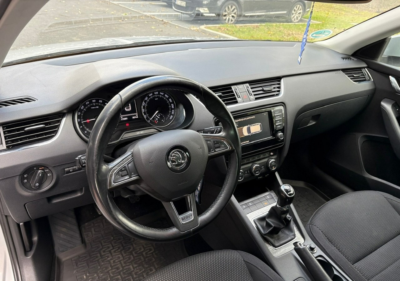PKW Skoda Octavia III Skoda Octavia 4X4 Scout 2.0 TDI -150KM Model 2017 Bezwypadkowa FV 23: das Bild 16