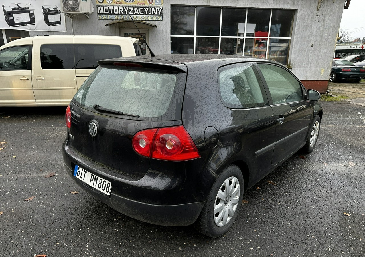 Volkswagen Golf V Golf V 1,4-80KM Klima 2007 - PKW: das Bild 2 Volkswagen Golf V Golf V 1,4-80KM Klima 2007 - PKW: das Bild 2