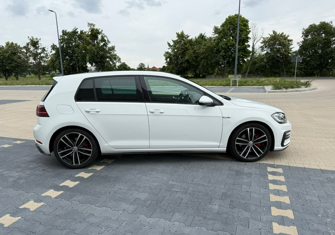 Volkswagen Golf VII GTD 2.0TDI 184KM FullLed Navi Klimatronik ACC Asystenci - Limousine: das Bild 5 Volkswagen Golf VII GTD 2.0TDI 184KM FullLed Navi Klimatronik ACC Asystenci - Limousine: das Bild 5