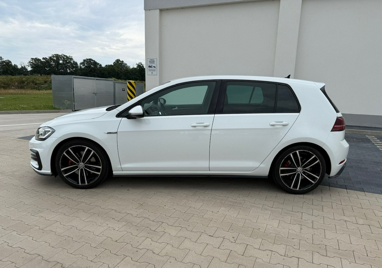 Volkswagen Golf VII GTD 2.0TDI 184KM FullLed Navi Klimatronik ACC Asystenci - Limousine: das Bild 2 Volkswagen Golf VII GTD 2.0TDI 184KM FullLed Navi Klimatronik ACC Asystenci - Limousine: das Bild 2
