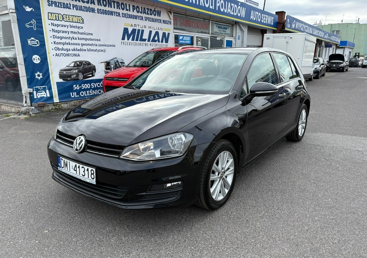 Volkswagen Golf VII VII 1,6 TDI 110KM 153TKM Klimatronik Navi Alu PDC 2015 Bez wkładu fi - Schrägheck: das Bild 2 Volkswagen Golf VII VII 1,6 TDI 110KM 153TKM Klimatronik Navi Alu PDC 2015 Bez wkładu fi - Schrägheck: das Bild 2
