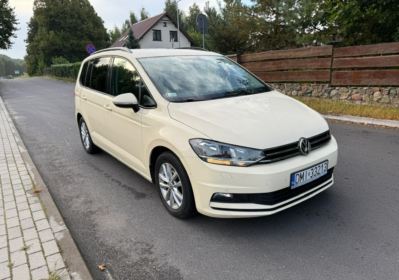 Volkswagen Touran III 2.0 TDI DSG 120 KM Automat 7osobowy Klima Skóra Full Serwis 2020 - Kombi: das Bild 1 Volkswagen Touran III 2.0 TDI DSG 120 KM Automat 7osobowy Klima Skóra Full Serwis 2020 - Kombi: das Bild 1