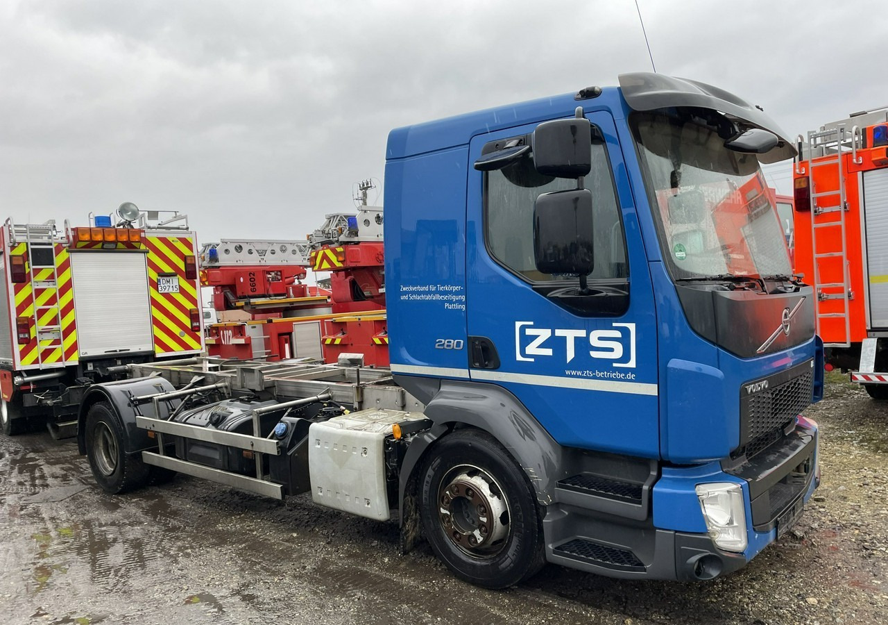 Volvo Inny Volvo Volvo FLB3C-280 Rama Klima 16000DMC 2016r EURO 6 - Fahrgestell LKW: das Bild 1 Volvo Inny Volvo Volvo FLB3C-280 Rama Klima 16000DMC 2016r EURO 6 - Fahrgestell LKW: das Bild 1