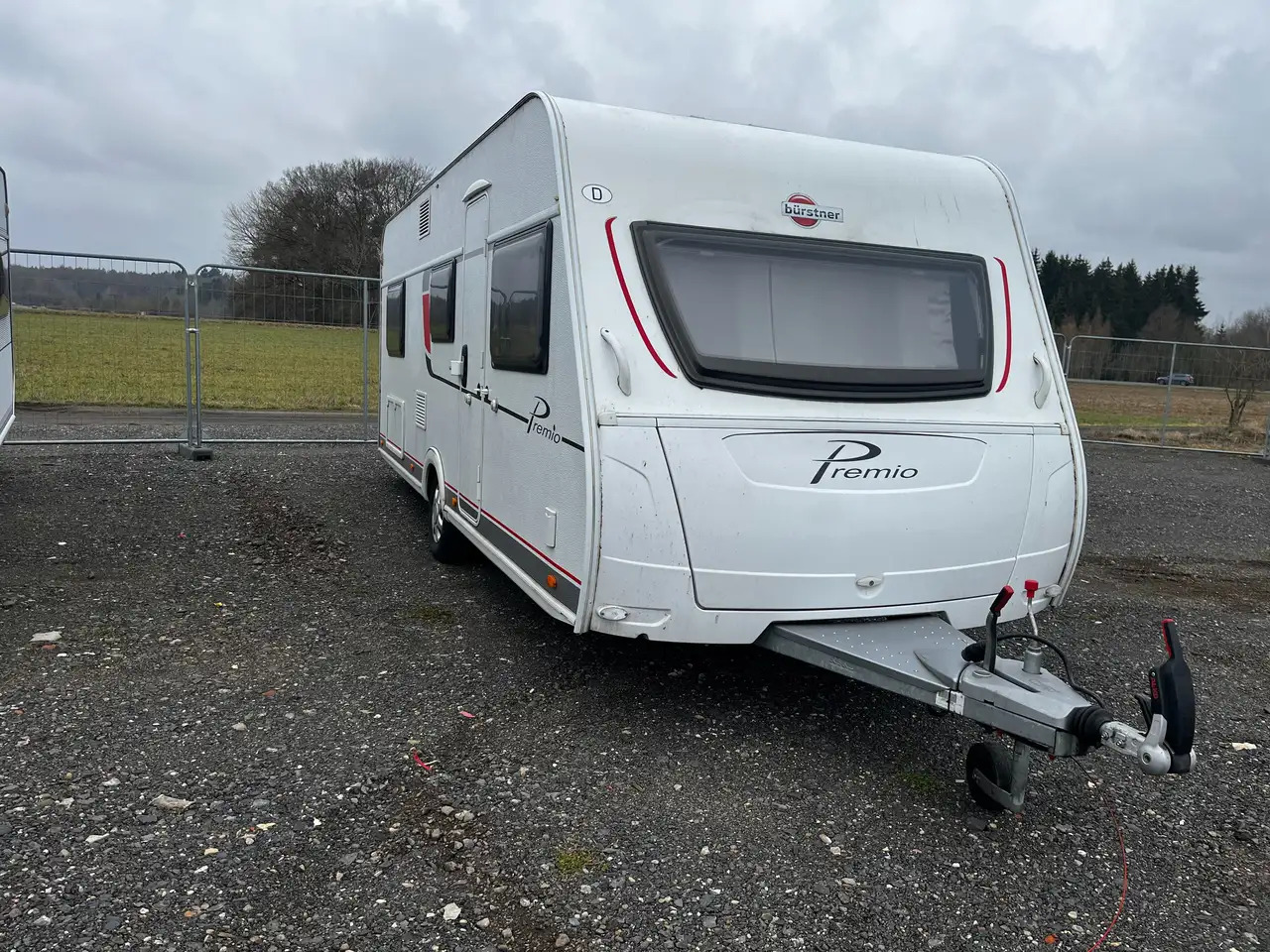 Bürstner Premio 530 TL Mover Dachklimaanlage Einzelbetten - Wohnwagen: das Bild 1 Bürstner Premio 530 TL Mover Dachklimaanlage Einzelbetten - Wohnwagen: das Bild 1
