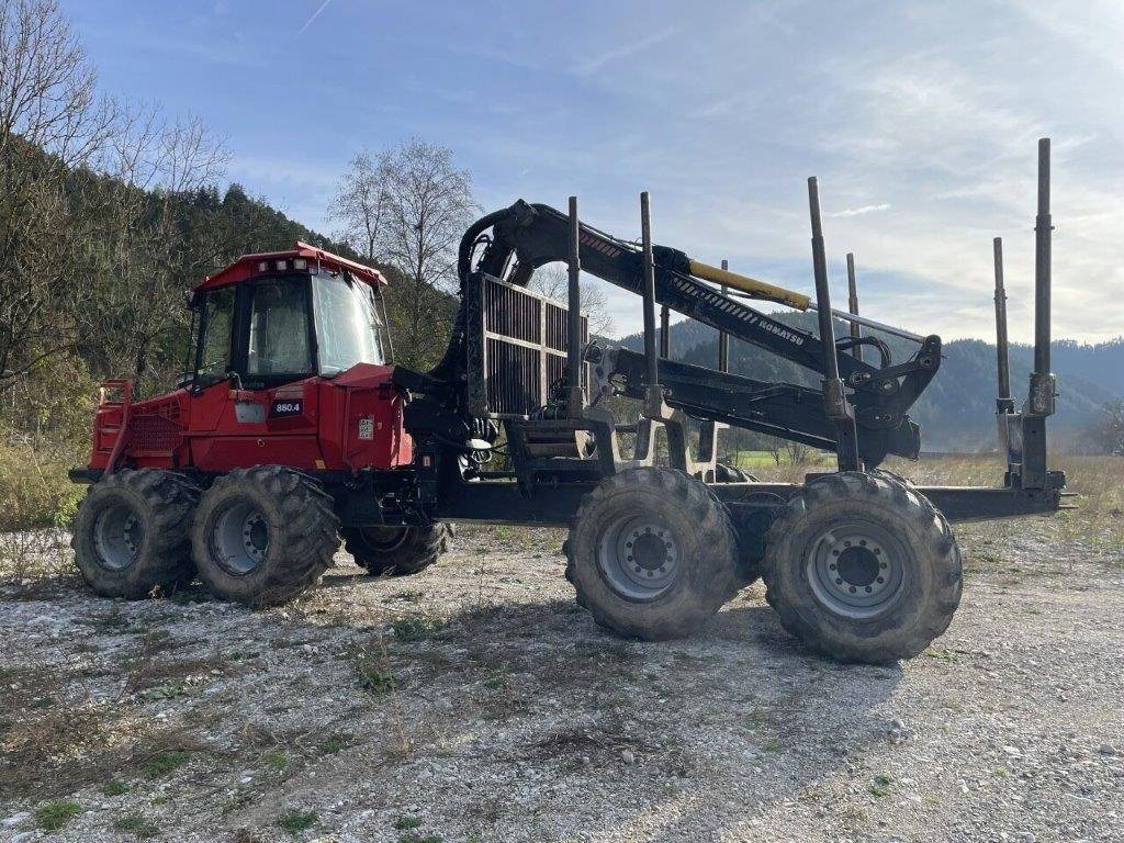 Komatsu 860.4 - Forwarder: das Bild 5 Komatsu 860.4 - Forwarder: das Bild 5